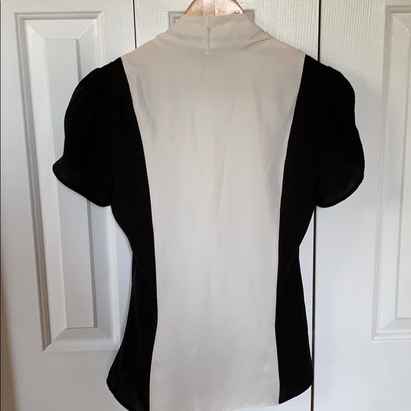 Express black and white blouse size S - Picture 2 of 2